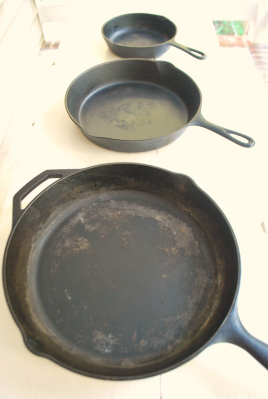 How to Maintain Cast Iron Skillet 2024 | TIPS