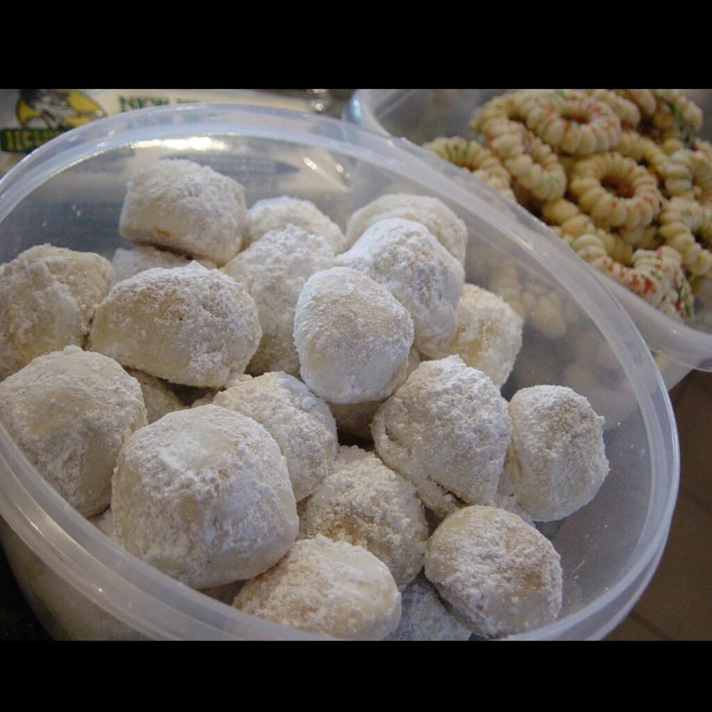 Snowball Cookies in Tupperware