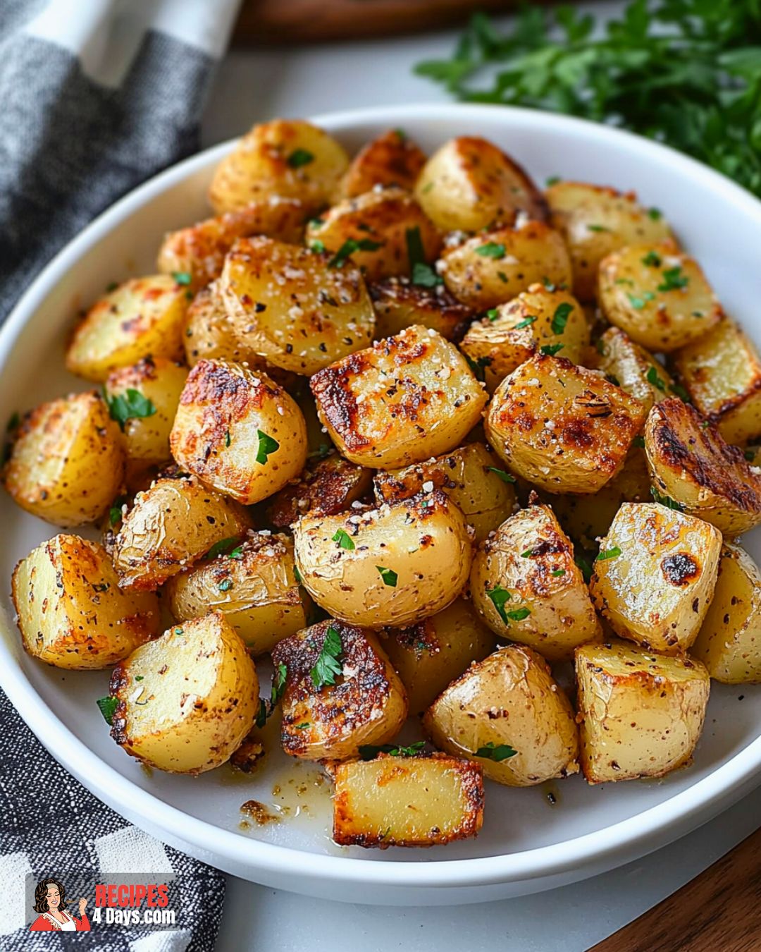 Air Fryer Garlic Parmesan Potatoes Recipe