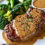 Steak with Creamy Peppercorn Sauce Recipe